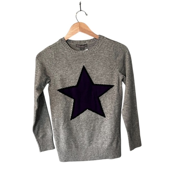 Gray Star Sweater - Women's Crew Neck - Picture 2 of 14